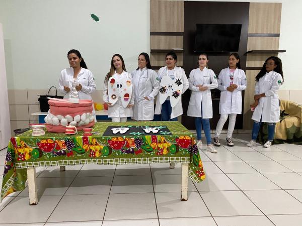 Alunos do curso de odontologia da FASIPE Primavera do Leste realizaram ação no lar das crianças